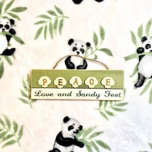 🐚 Wooden Hanging Beach Shell Decor